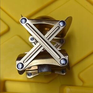 Gold Outdoor Game Clamp pro ball golf marker